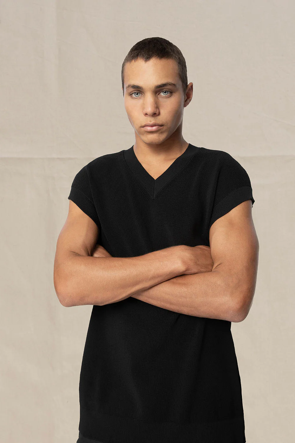 Landen Knit Vest - Black - Image 4