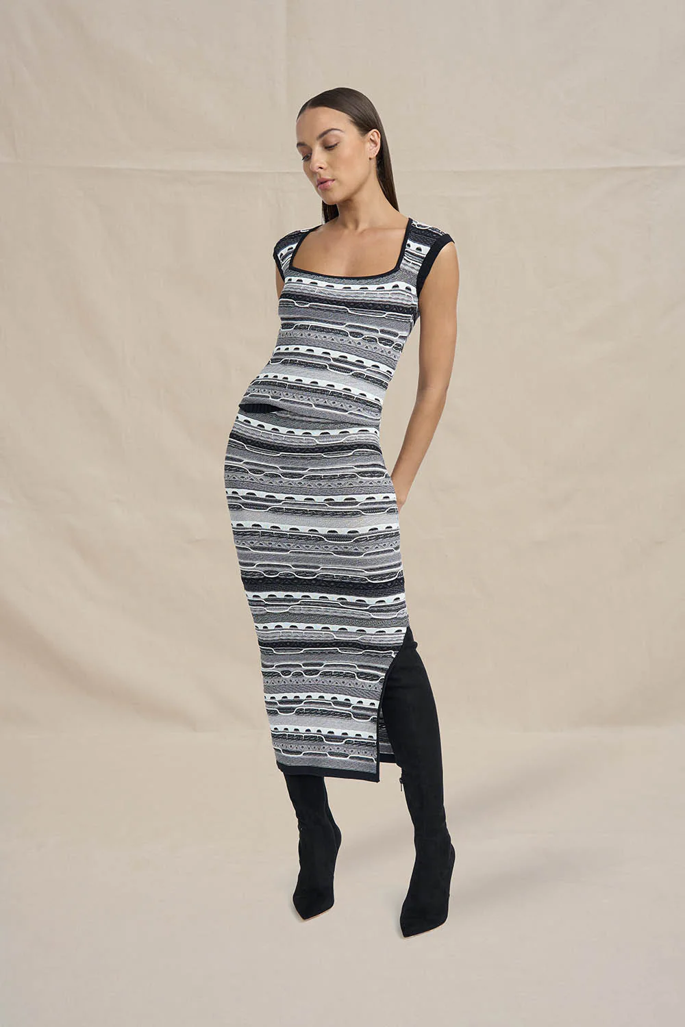Monochrome Stitch Knit Dress - Grey - Image 3
