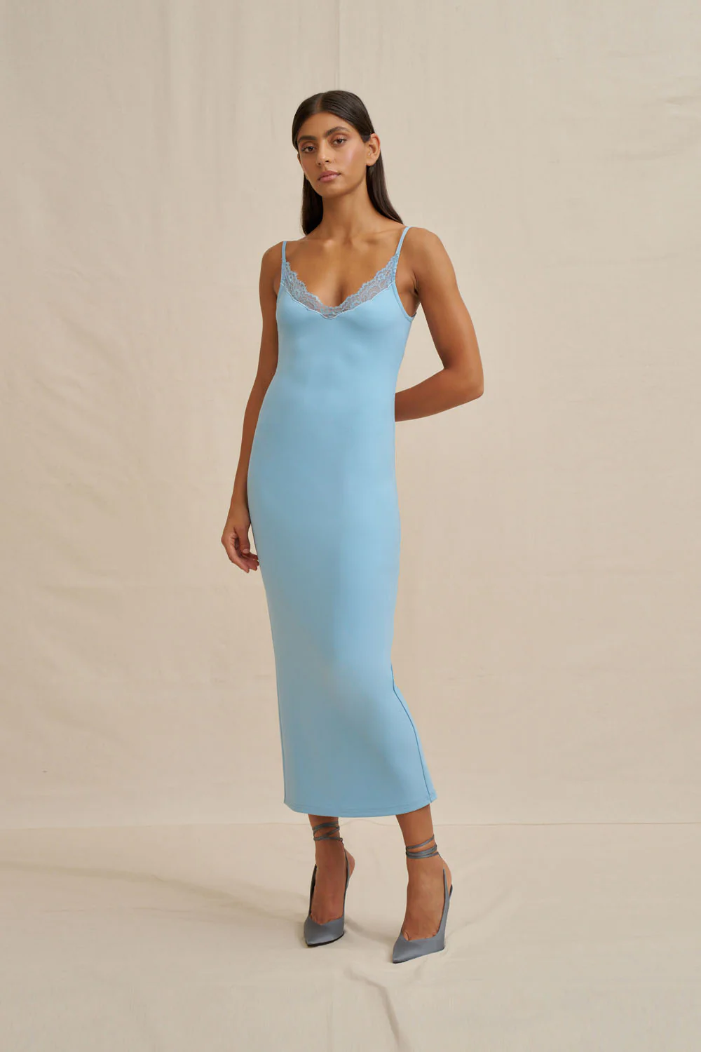 Noa Lace Dress - Image 10