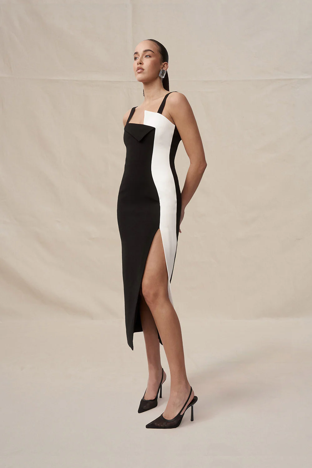 Phillipa Fold Contrast Midi Dress - Ivory Black - Image 3