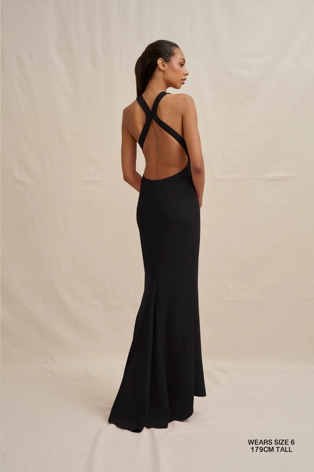 Velora Open Back Jersey Gown - Image 4